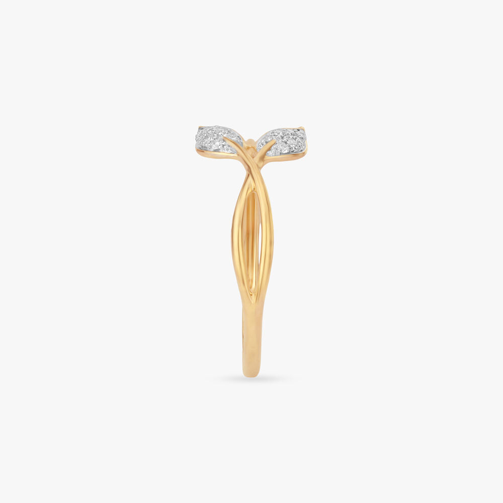 Whispering Leaf Diamond Ring in 18K Yellow Gold, 0.064 ct