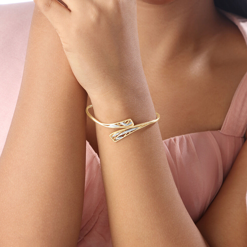 Glide Statement Diamond Bangle in 14K Yellow Gold, 0.08 ct