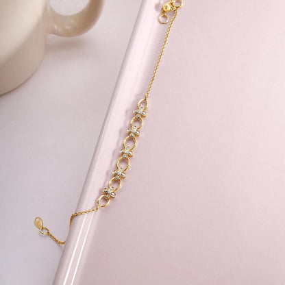Chic Orbit Diamond Bracelet in 14K Yellow Gold, 0.096 ct