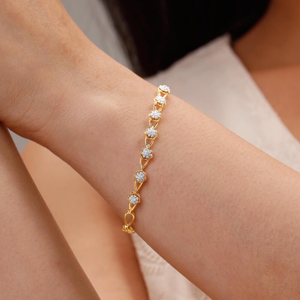 Delicate Drop Diamond Bracelet in 14K Yellow Gold, 0.325 ct