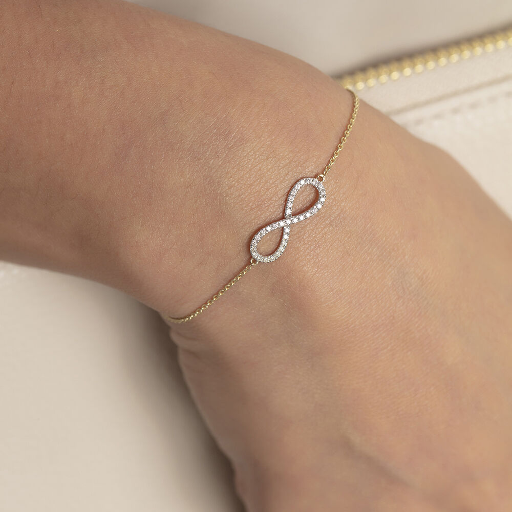Infinity Elegance Diamond & Gold Bracelet in 14K Yellow Gold, 0.157 ct