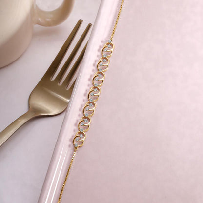 Graceful Curve Diamond Bracelet in 14K Yellow Gold, 0.32 ct