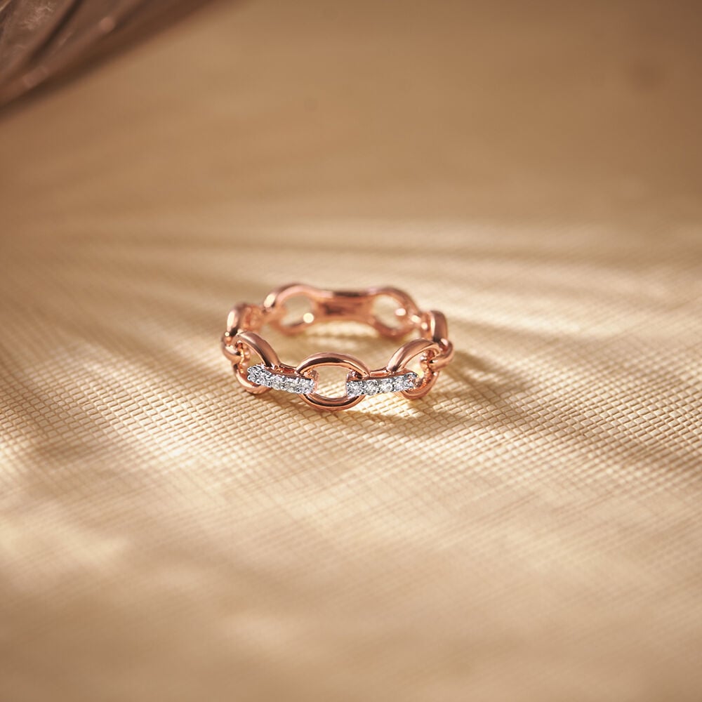 Modish Links Diamond Ring in 18K Rose Gold, 0.064 ct