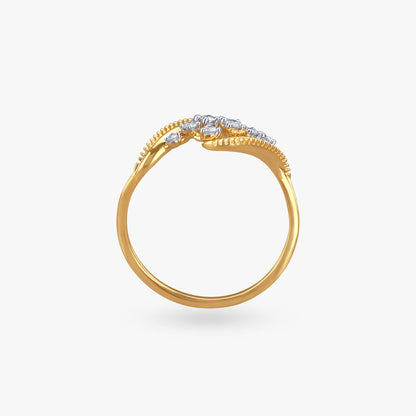 Elegant Swirl Diamond Finger Ring in 18K Yellow Gold, 0.147 ct