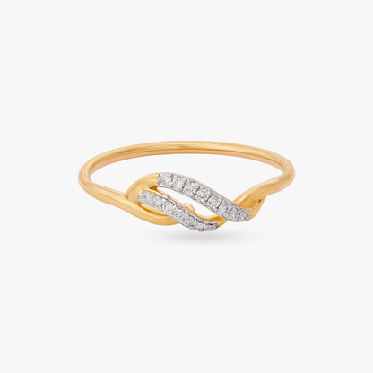 Twisted Wave Diamond Ring in 18K Yellow Gold, 0.06 ct