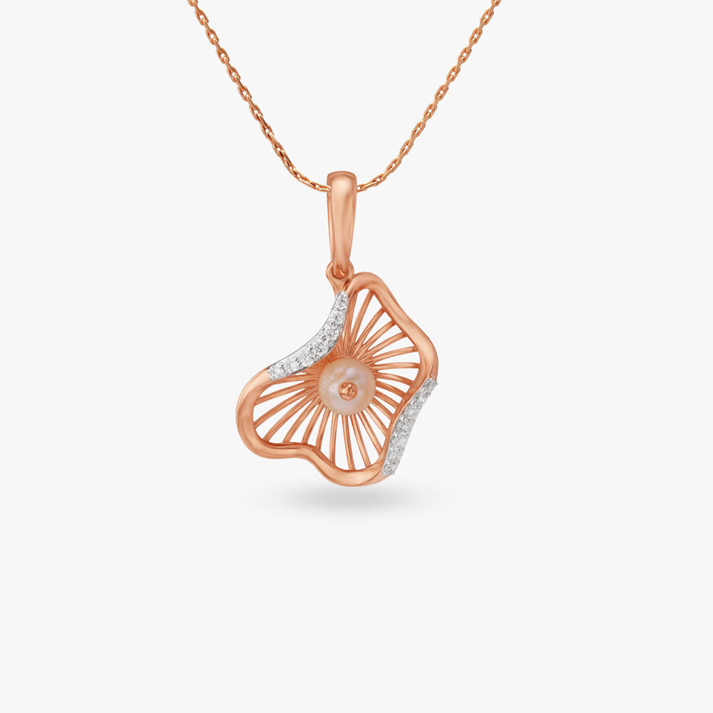 Radiant Shell Diamond Pendant in 18K Rose Gold, 0.07 ct