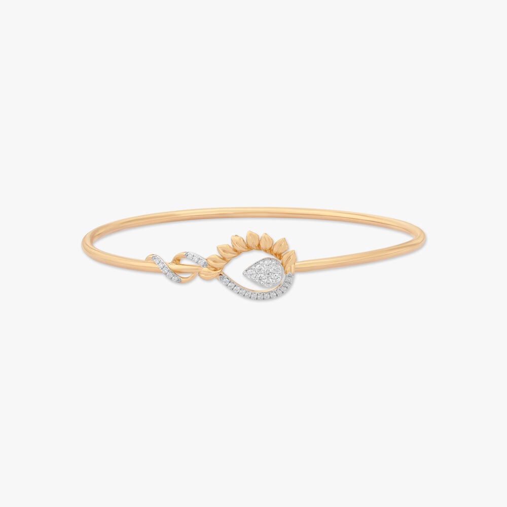 Petal Teardrop Diamond Bangle in 18K Yellow Gold, 0.234 ct