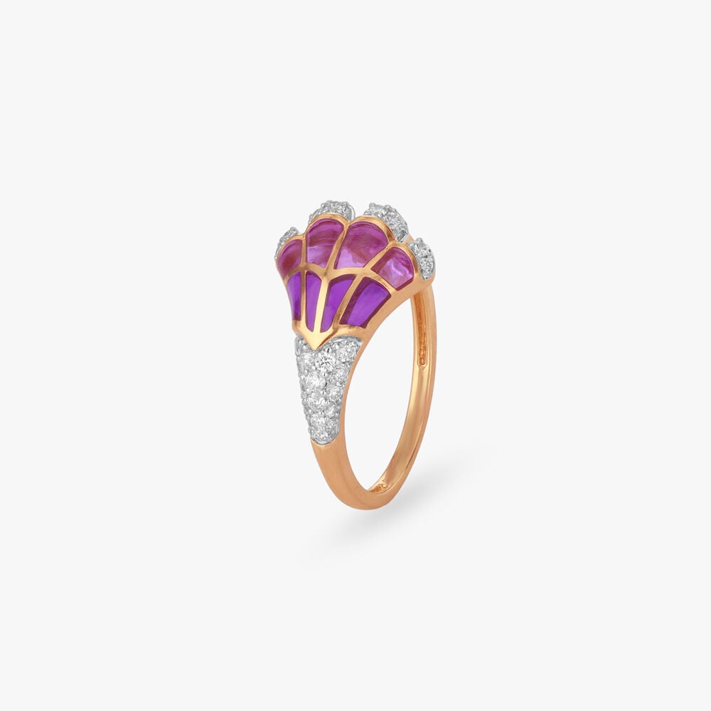 Radiant Flight Diamond Ring in 18K Yellow Gold, 0.195 ct