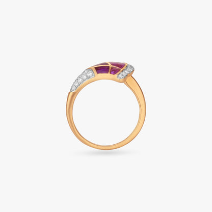 Radiant Flight Diamond Ring in 18K Yellow Gold, 0.195 ct